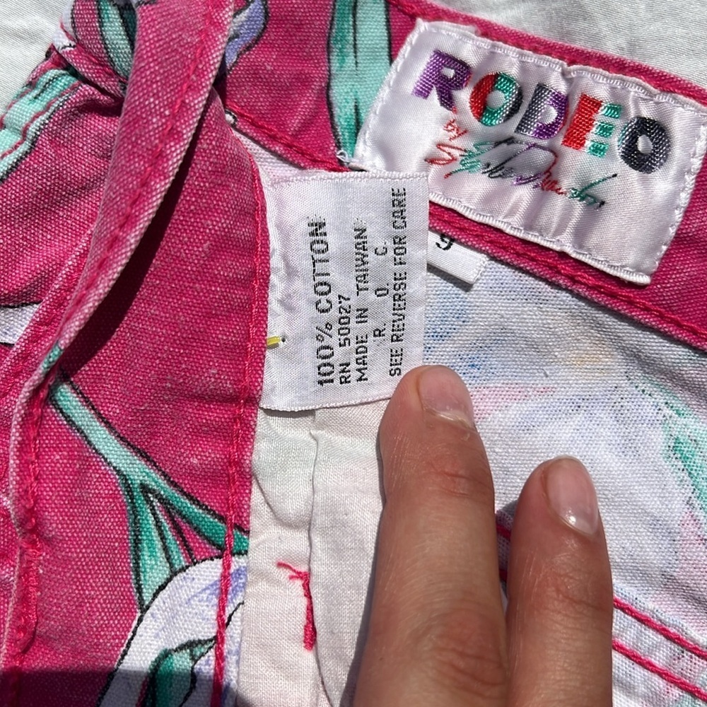 Vintage Rodeo Floral Pink High-Waisted Mom Jeans - Picture 3 of 5